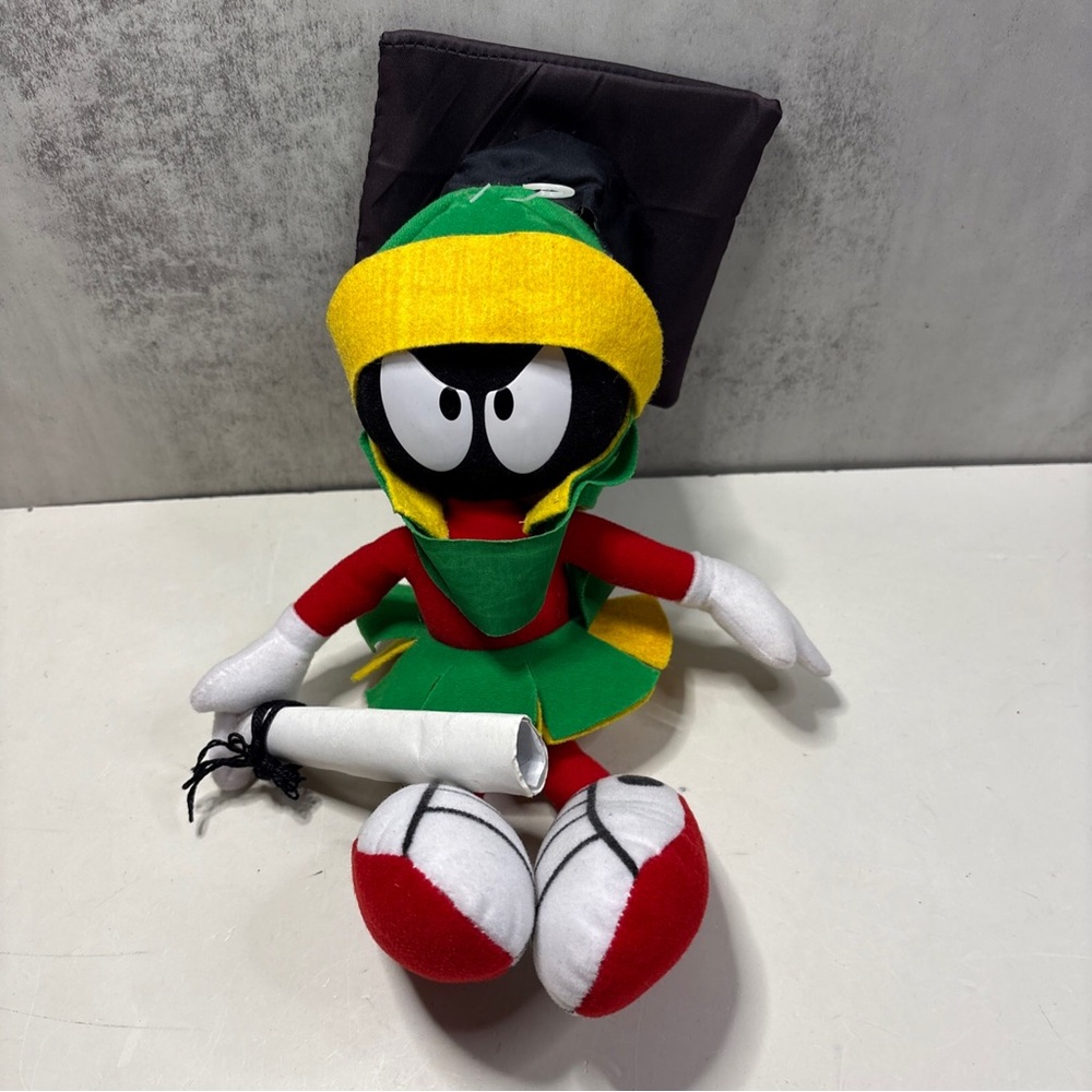 Vintage 1994’ Warner Bros. Marvin the Martian Graduate Plush Looney Toons 14’
